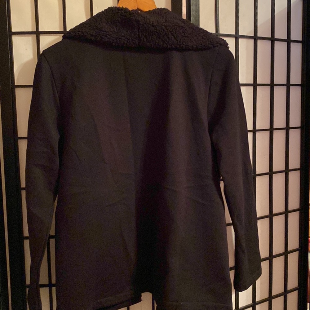 Tommy Hilfiger Open Front Fuzzy Trim Size M - image 7